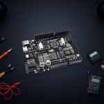 لوحة Arduino UNO R3 بشريحة ATmega328P مع WiFi ESP8266