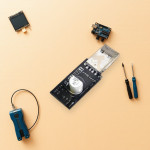 موصل USB لوحدة ESP8266 واي فاي للتطوير