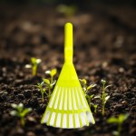 Artificial & Natural Grass Rake – Leaf & Debris Cleaning Broom